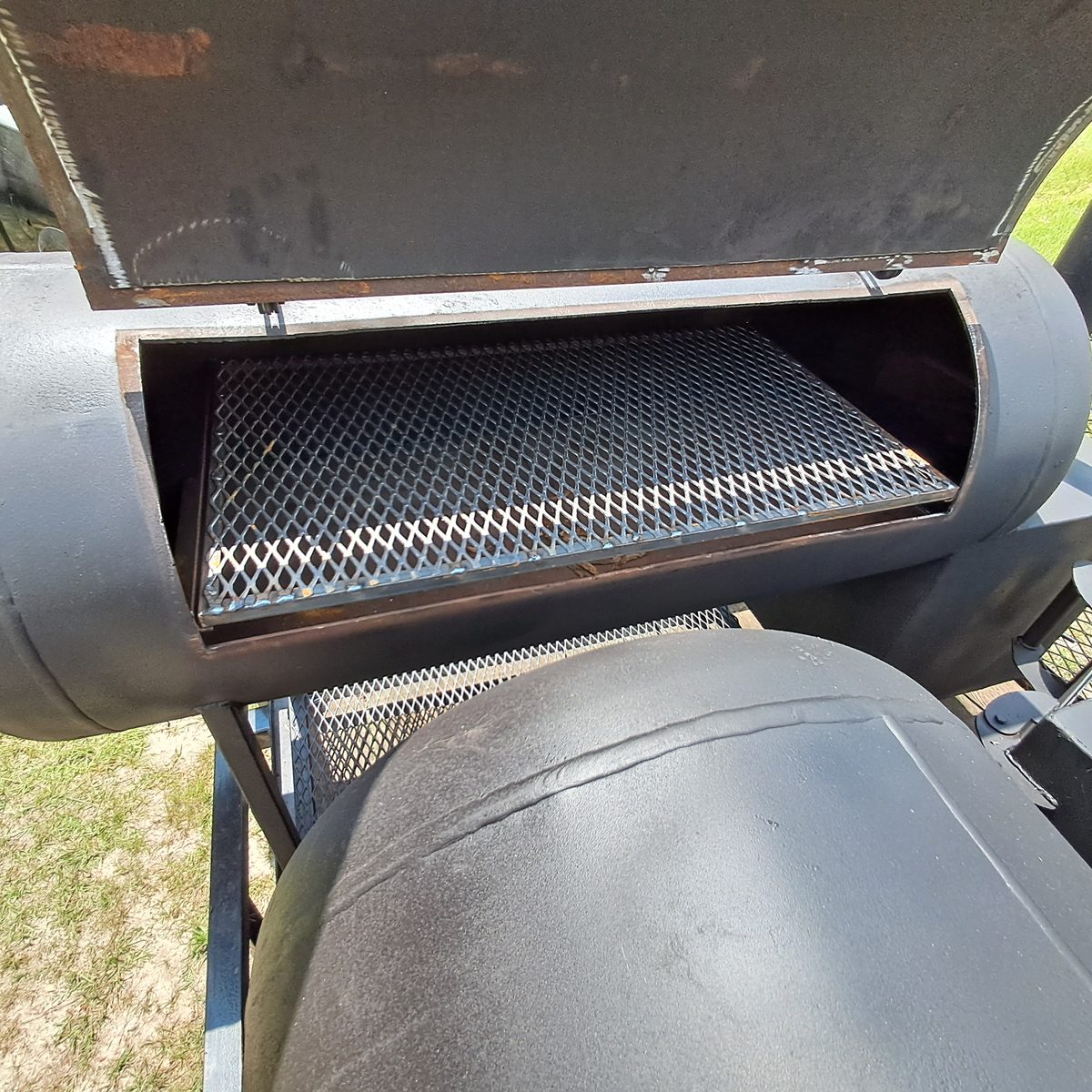 120 Gallon Reverse Flow Smoker - 4